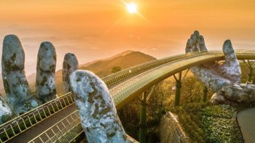 Golden Bridge Da Nang
