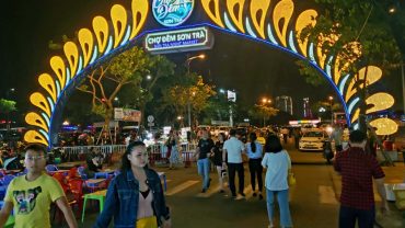 Son Tra Night Market