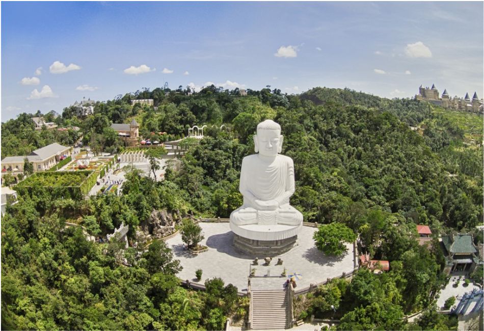 Linh Ung Pagoda Ba Na Hills