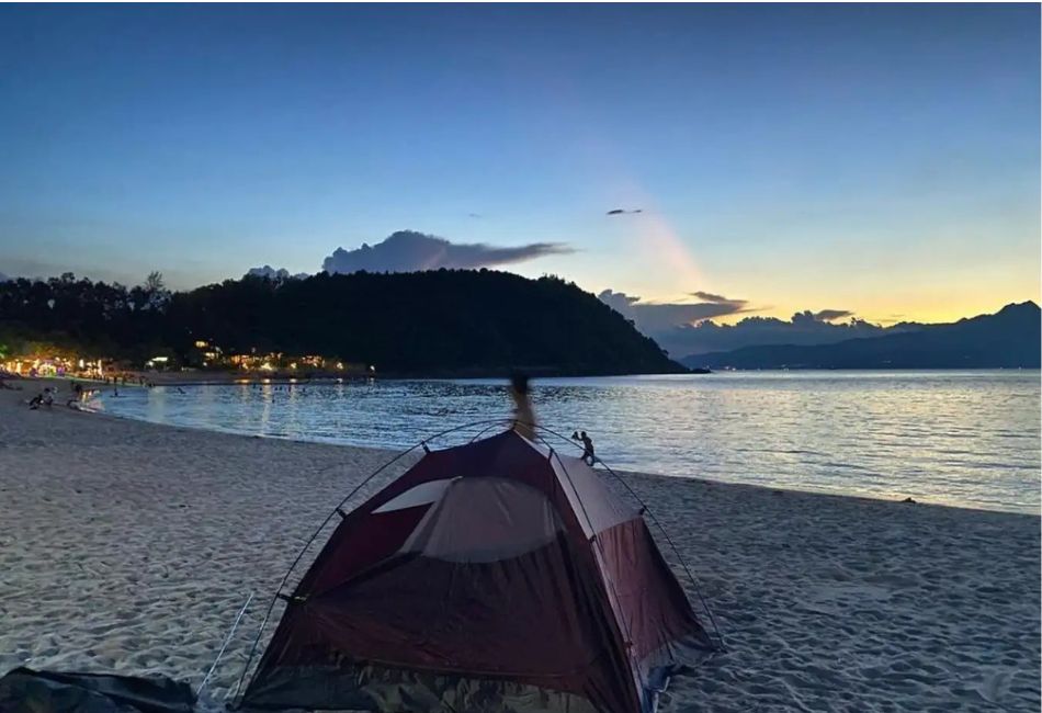 Tien Sa Beach