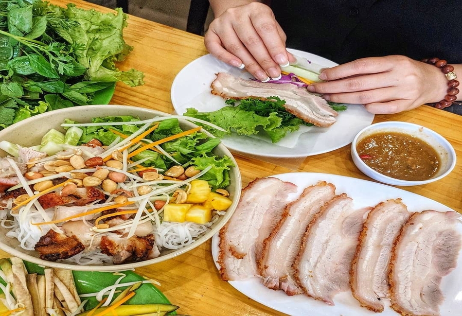 Banh Trang Cuon Thit Heo/ Pork Rice Paper Rolls