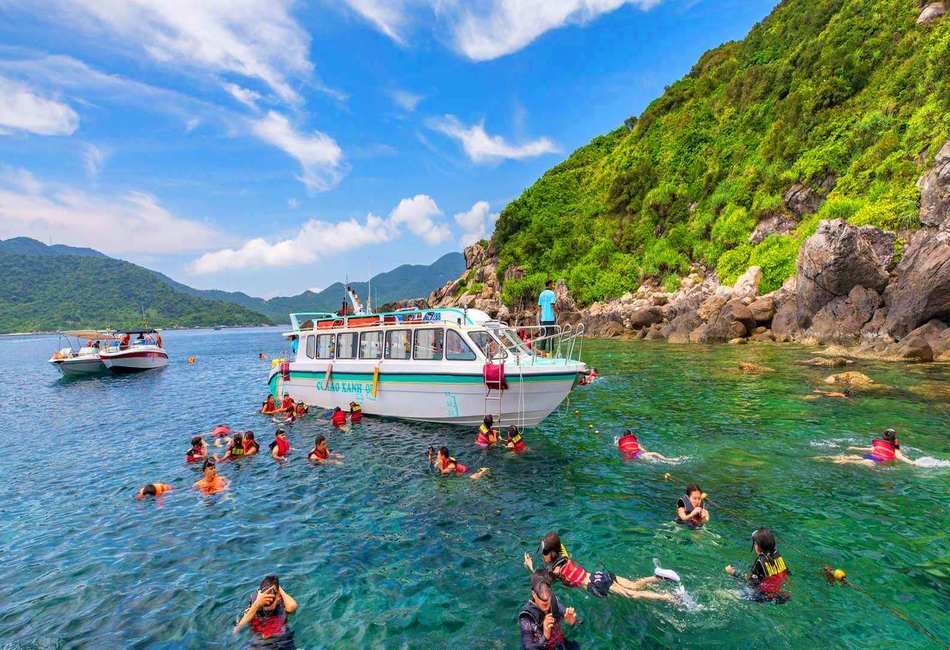 Cham Island