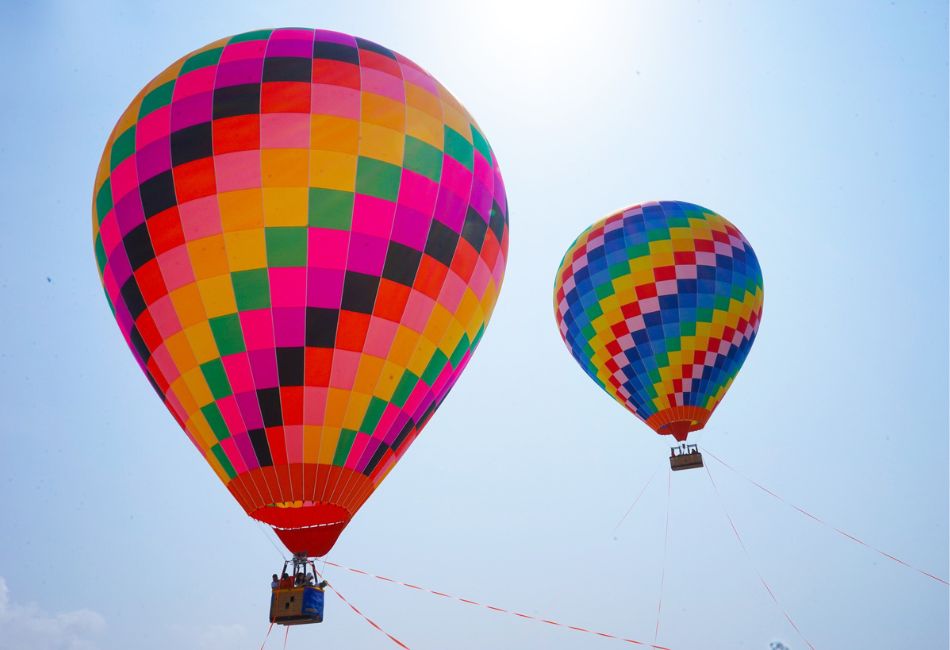 Hot Air Balloon Flying Experience