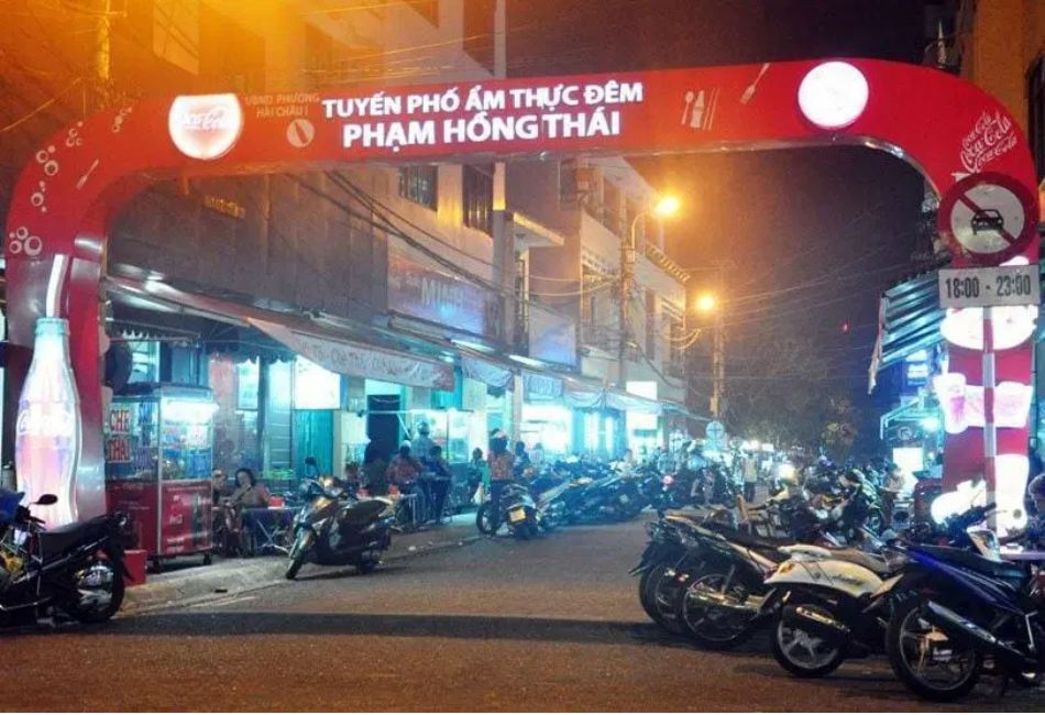 Pham Hong Thai Food Street
