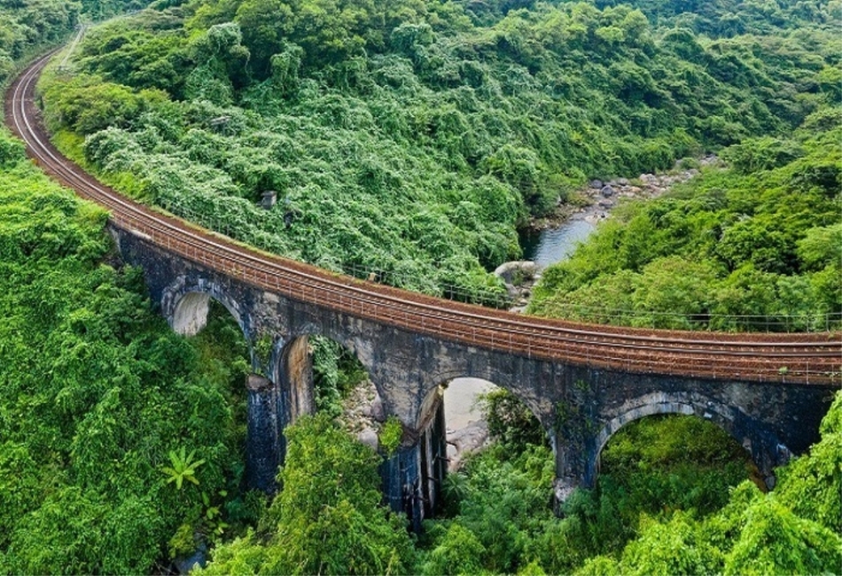 Hai Van Pass Da Nang